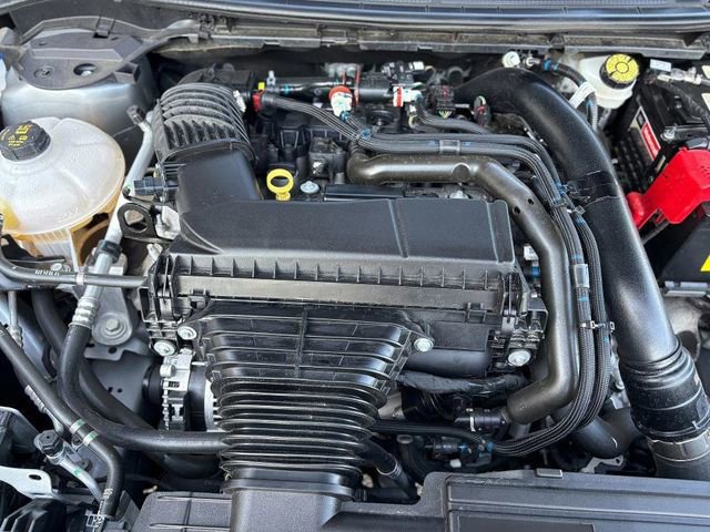 Used 2024 Lincoln Corsair Reserve image 32