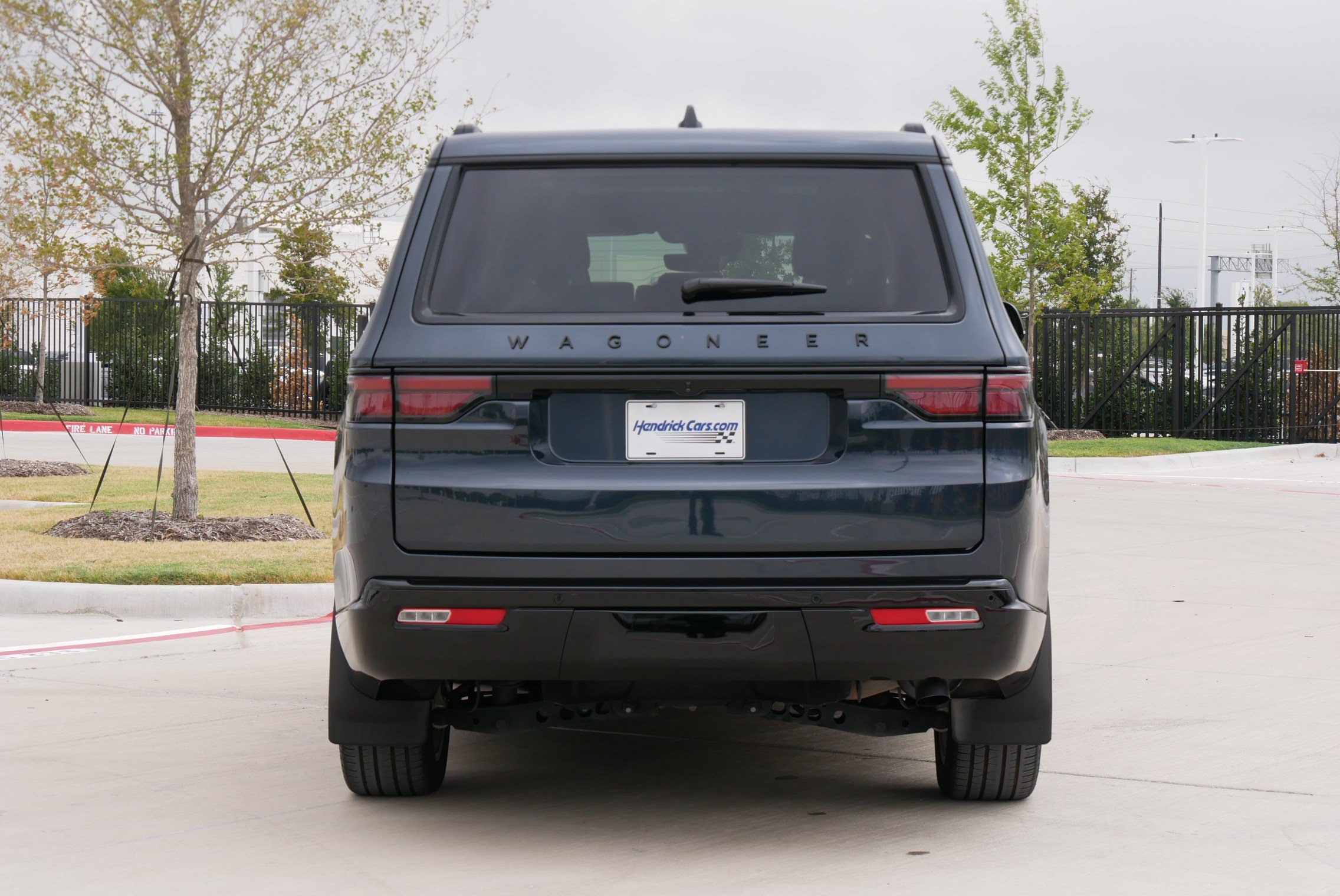 Used 2025 Jeep Wagoneer Series II w/ Premium Group I AWD/4WD image 8