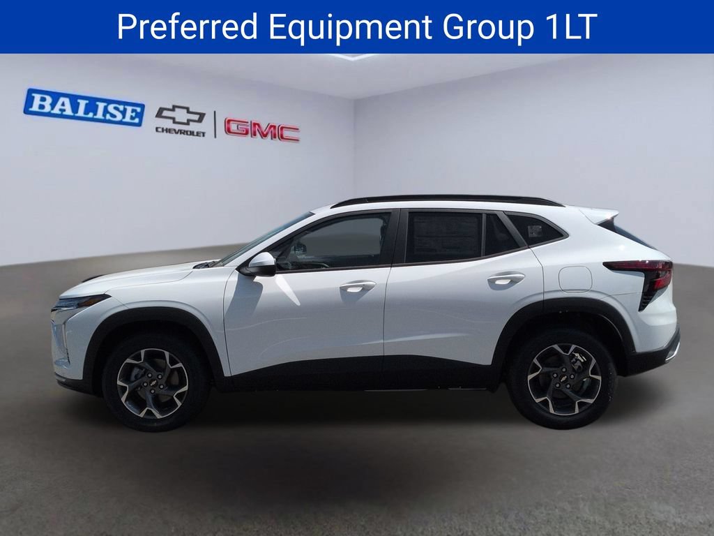 New 2026 Chevrolet Trax LT w/ Sunroof Package FWD image 6