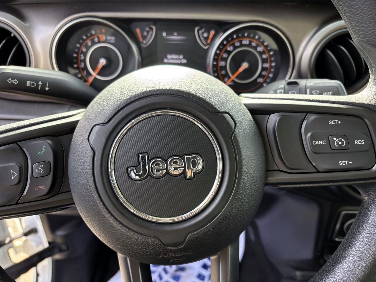 Used 2020 Jeep Wrangler Unlimited Sport image 14
