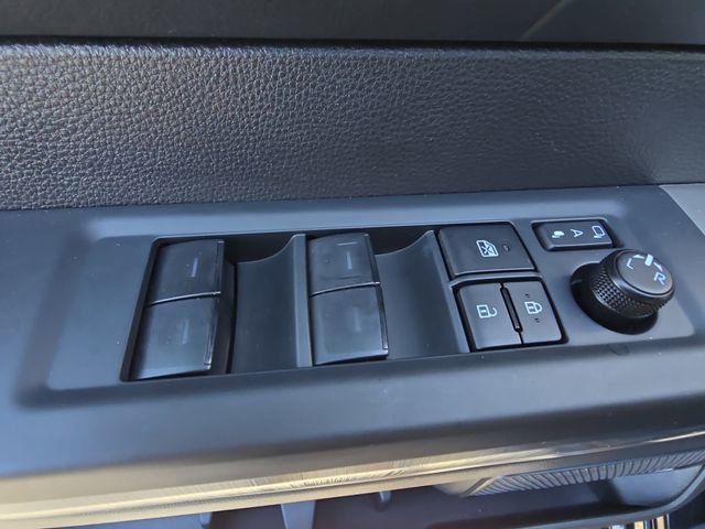 Used 2026 Toyota Sequoia Platinum image 29