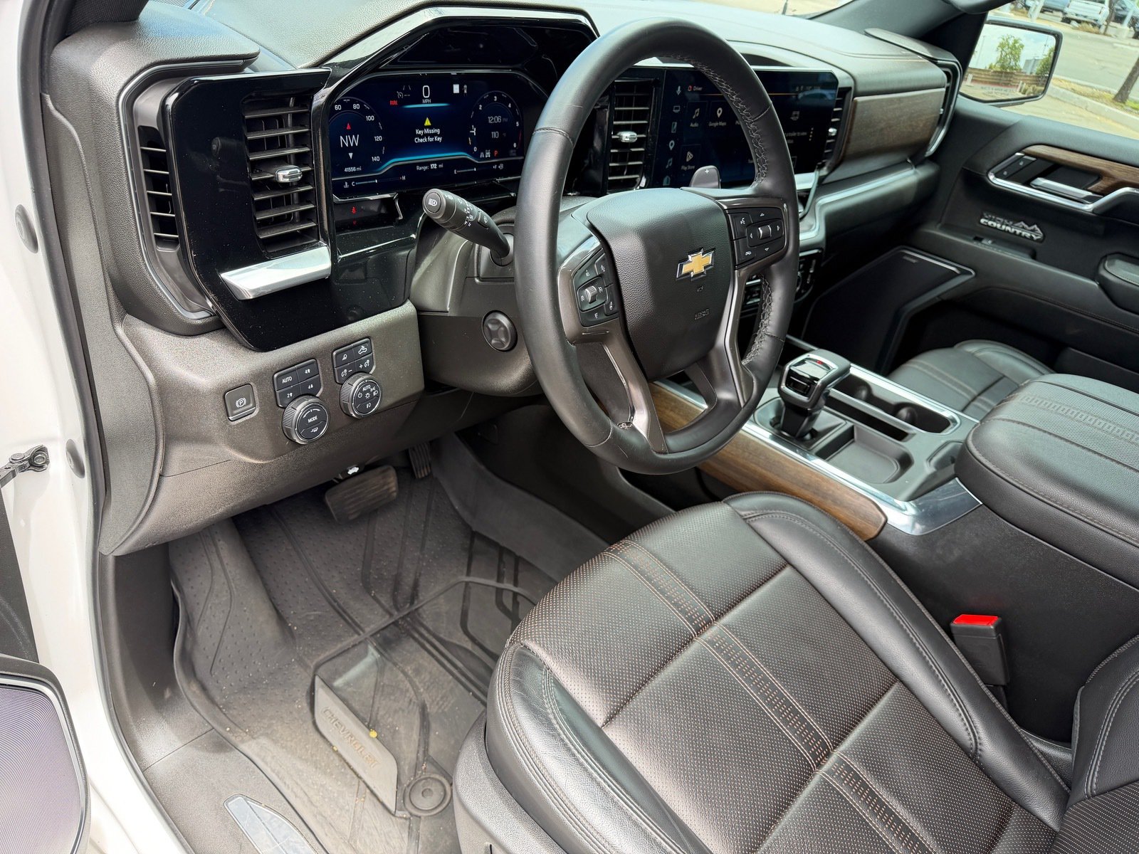 Used 2023 Chevrolet Silverado 1500 High Country AWD/4WD image 14