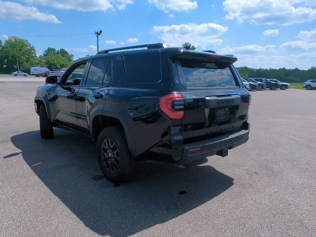 Used 2025 Toyota 4Runner SR5 AWD/4WD image 30