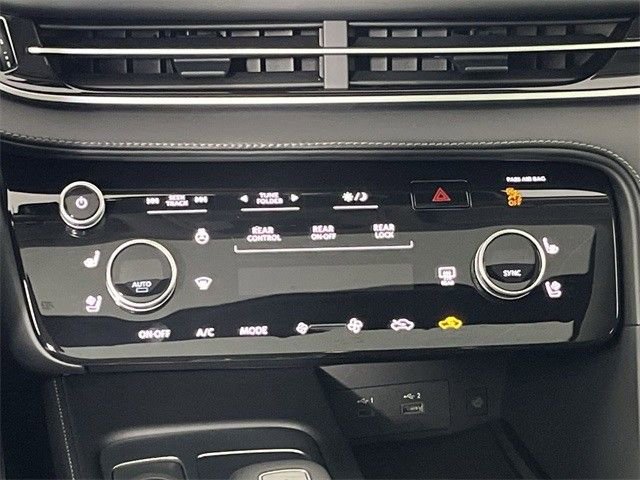 Certified 2025 INFINITI QX60 Luxe w/ Lighting Package (N94) image 24