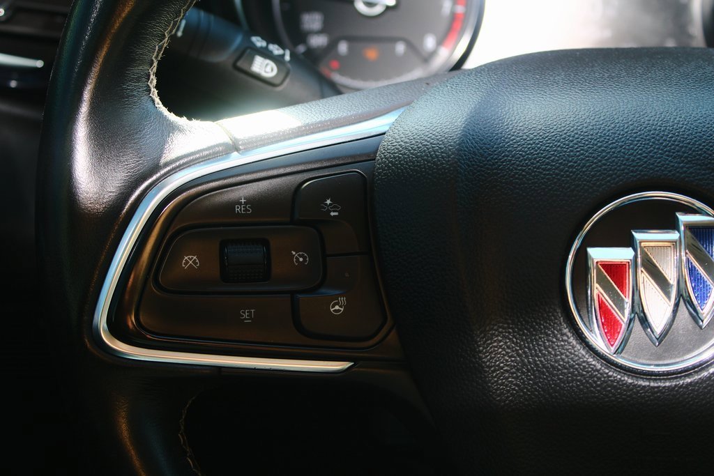 Used 2021 Buick Encore GX Essence image 14