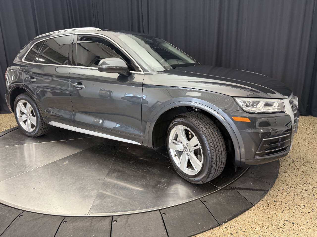 Used 2018 Audi Q5 2.0T Premium Plus w/ Premium Plus Package AWD/4WD image 10