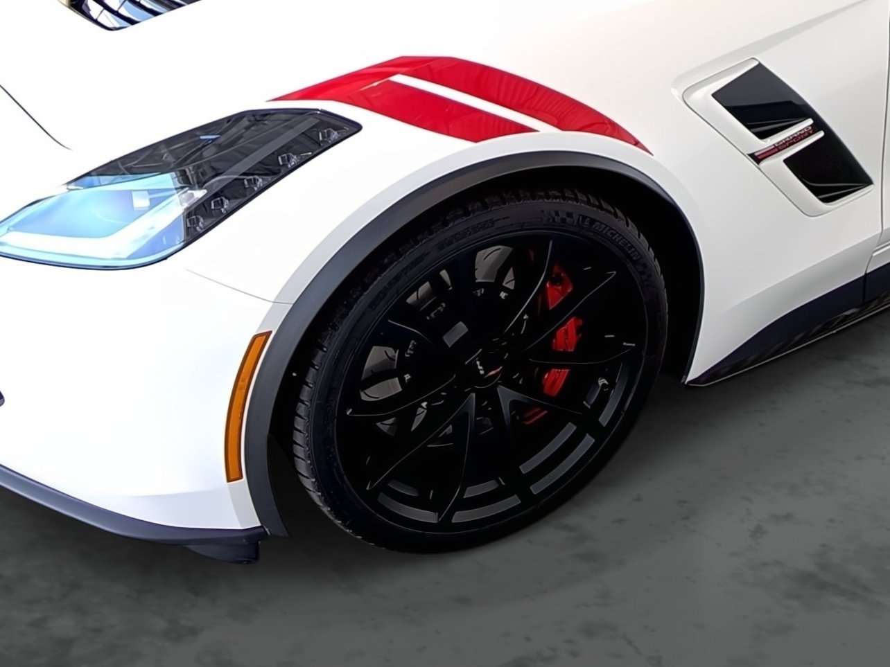 Used 2019 Chevrolet Corvette Grand Sport image 7