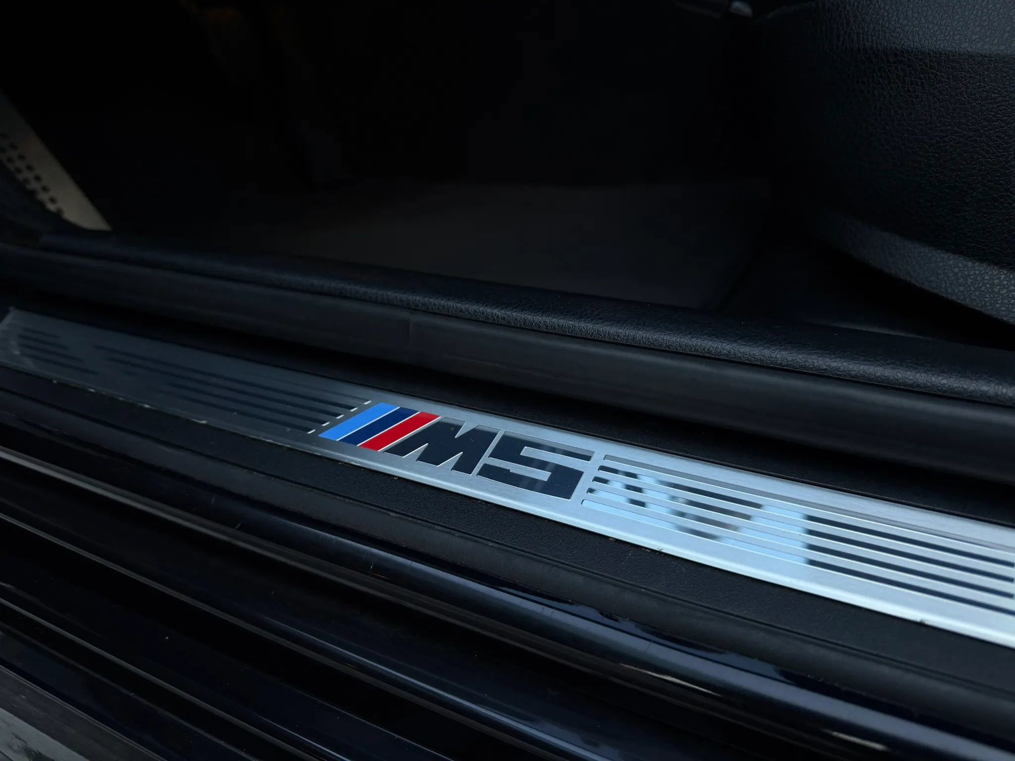 Used 2013 BMW M5 RWD image 33