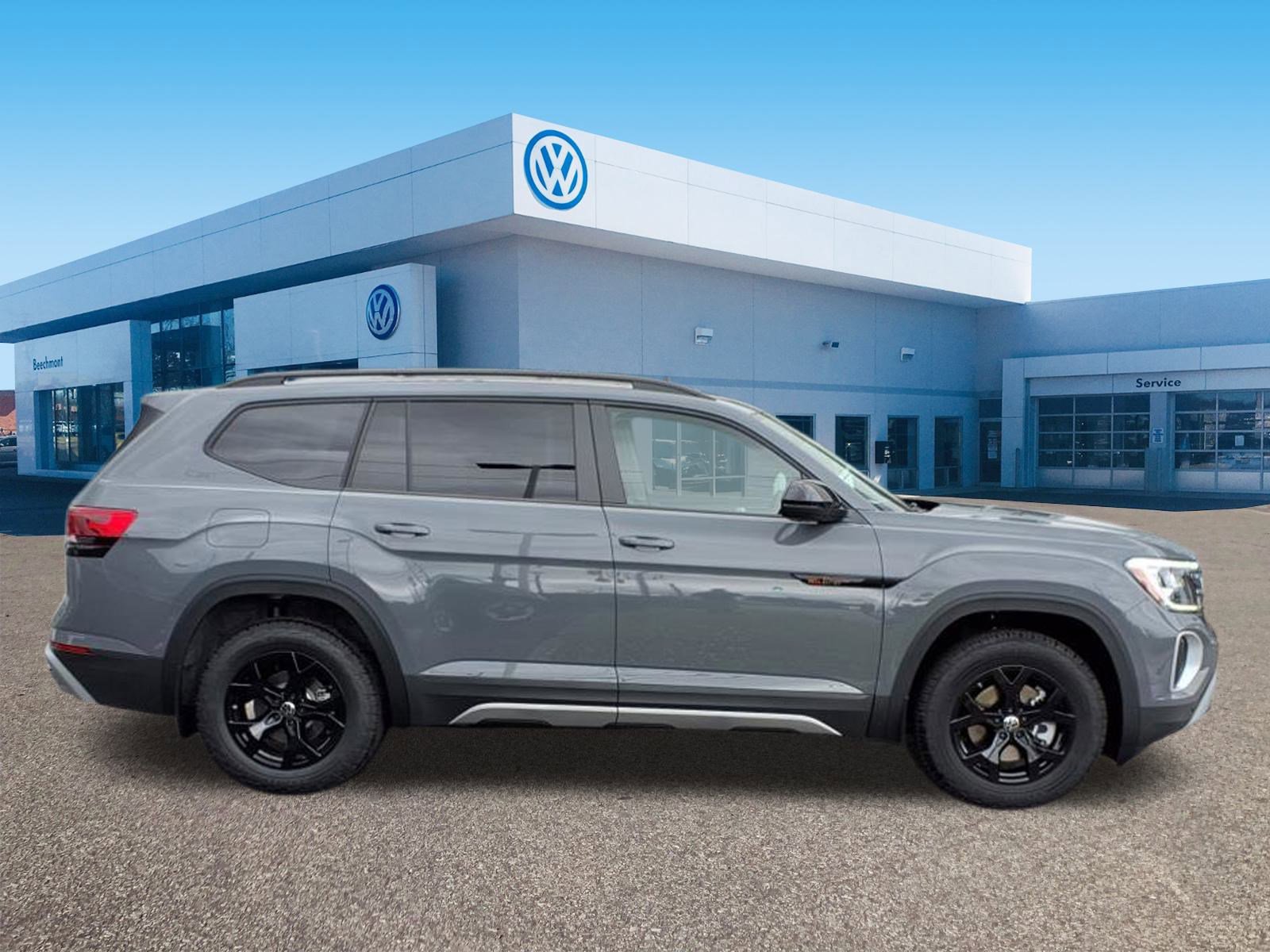 New 2025 Volkswagen Atlas Peak Edition SE image 8