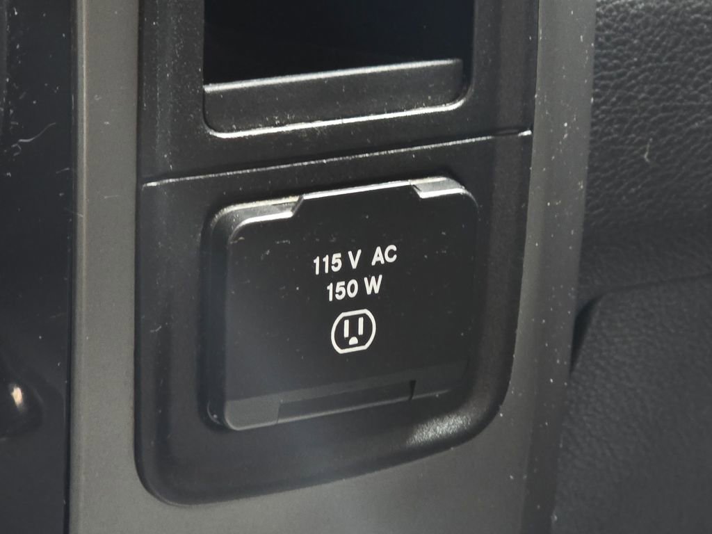 Used 2016 RAM 1500 Sport image 37