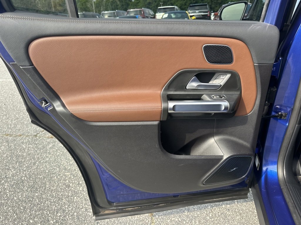 Used 2021 Mercedes-Benz GLB 250 4MATIC image 27