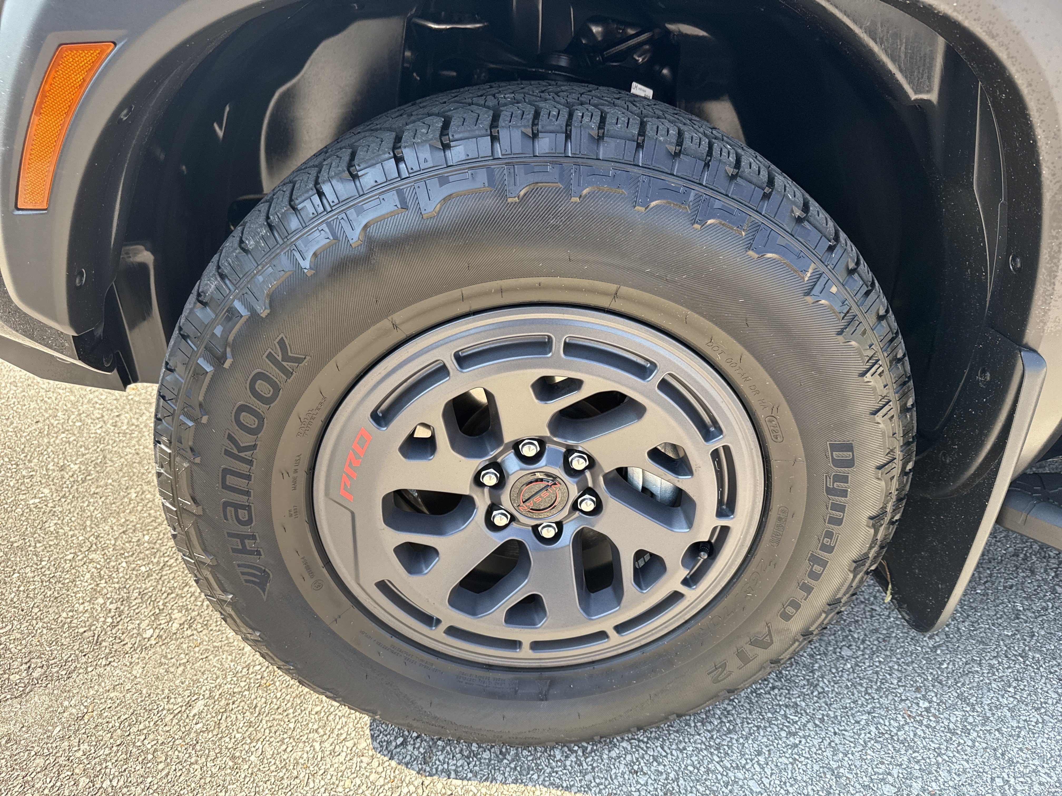 Used 2025 Nissan Frontier PRO-4X AWD/4WD image 11