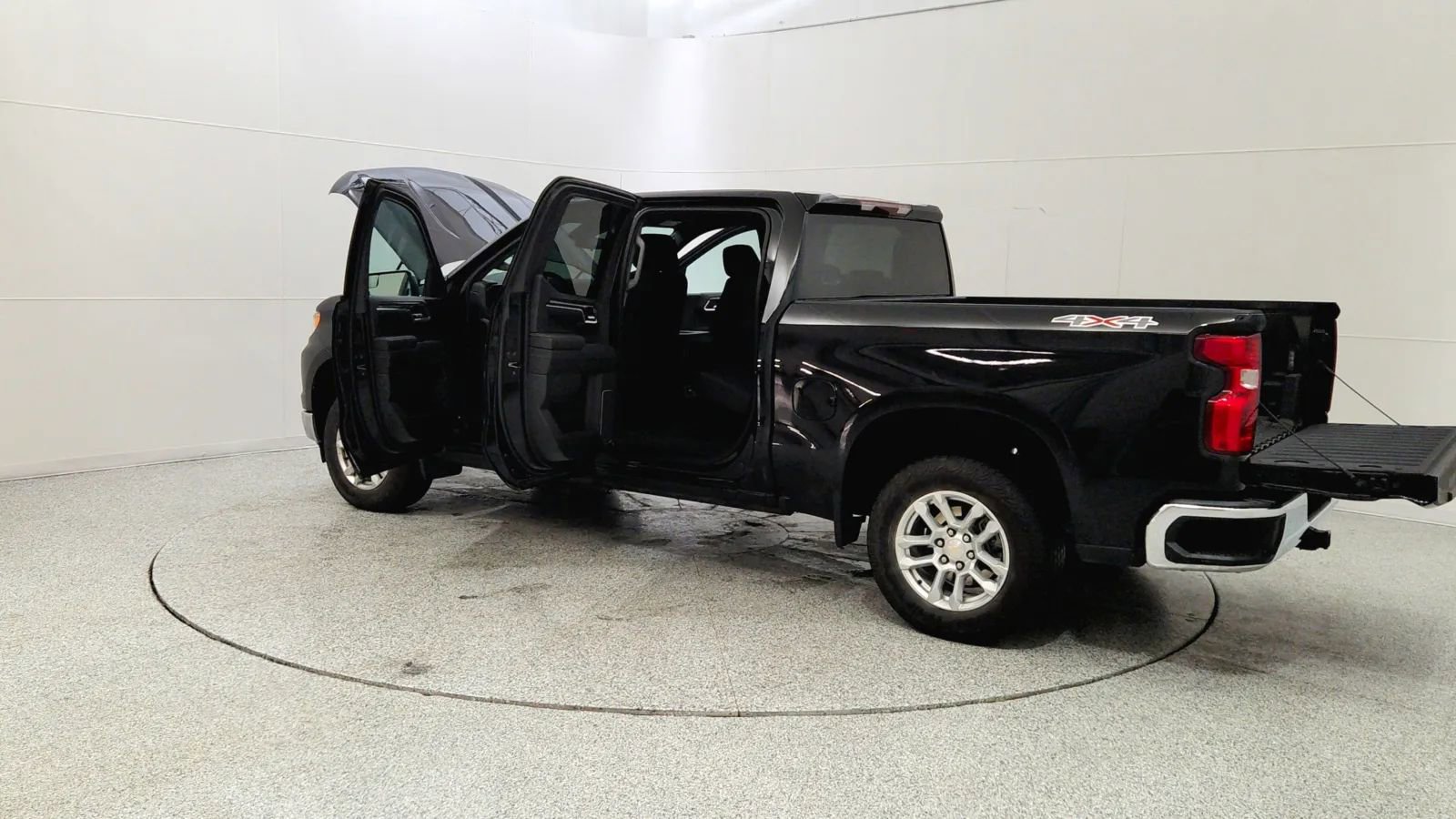 Used 2023 Chevrolet Silverado 1500 LT image 11