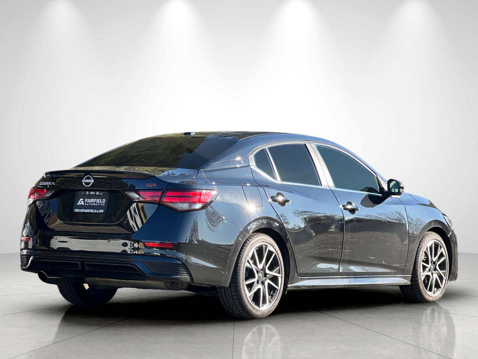 Used 2024 Nissan Sentra SR w/ SR Premium Package image 5