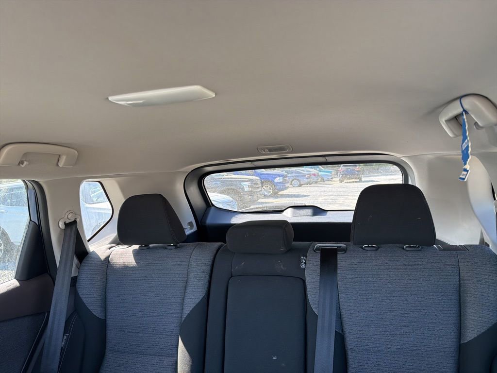 Used 2021 Nissan Rogue SV image 9