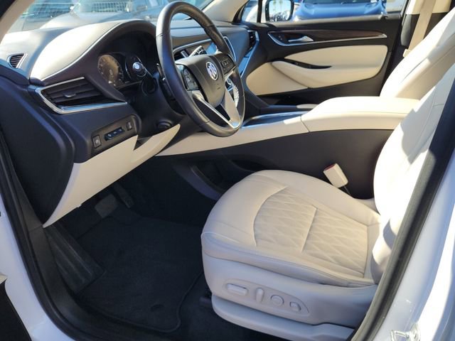 Certified 2023 Buick Enclave Avenir w/ Avenir Technology Package image 11