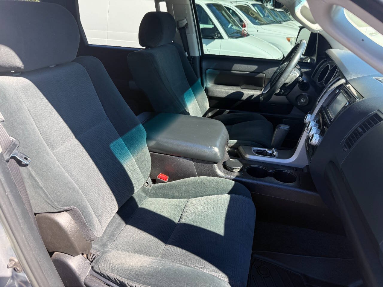 Used 2014 Toyota Sequoia SR5 w/ Sport Appearance Package AWD/4WD image 23
