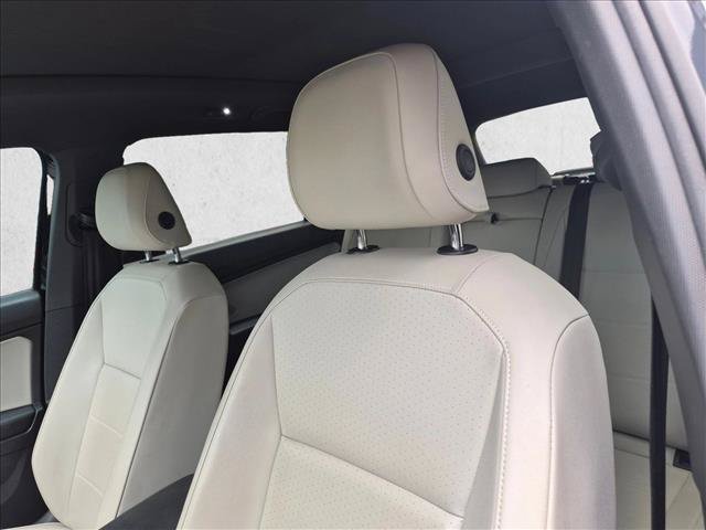 Used 2021 Volkswagen Tiguan SE R-Line FWD image 13