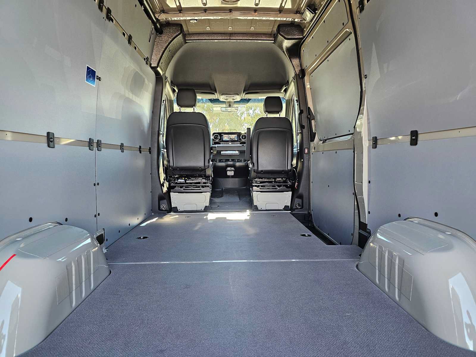 New 2026 Mercedes-Benz Sprinter 2500 image 18