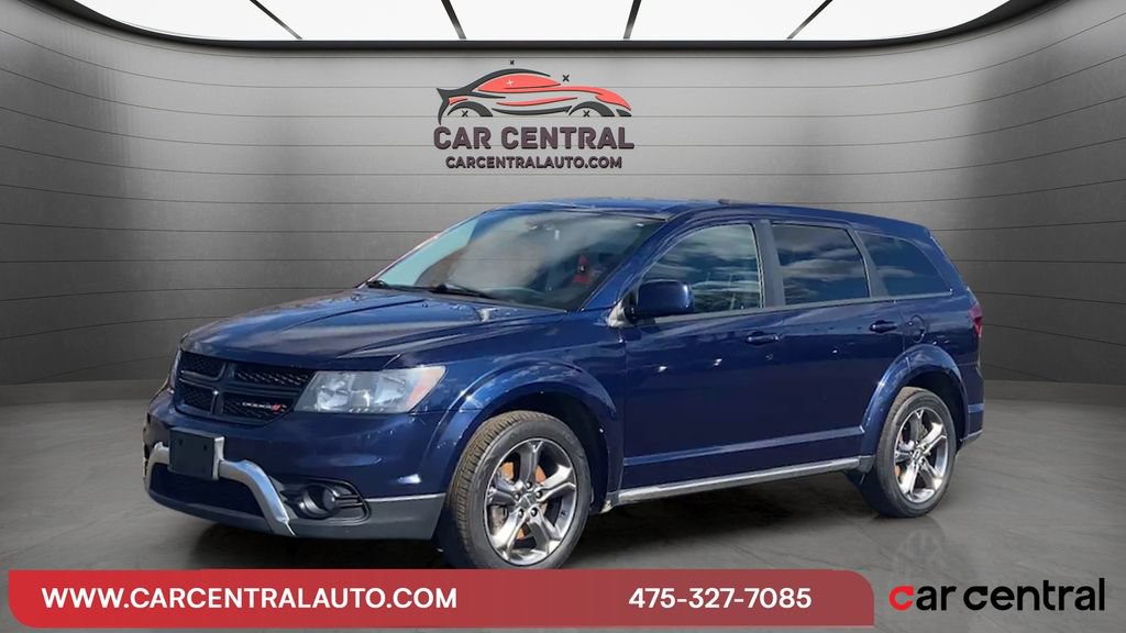 Used 2017 Dodge Journey Crossroad FWD image 1