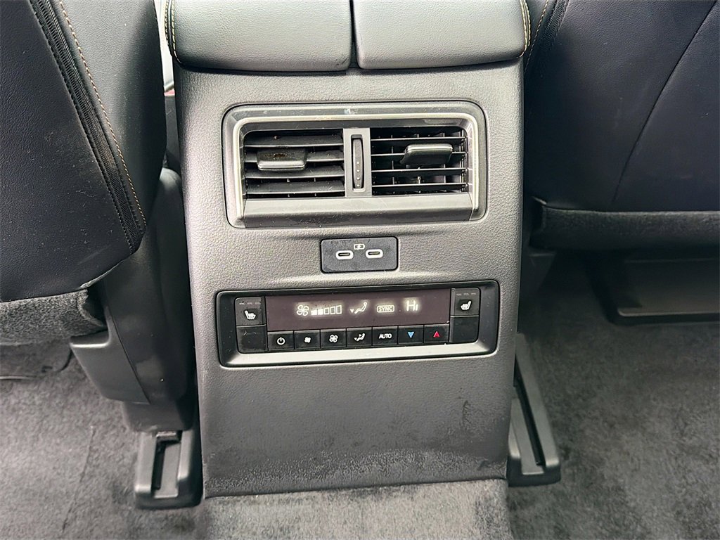 Used 2025 MAZDA CX-90 Plug-In Hybrid w/ Premium Plus image 29