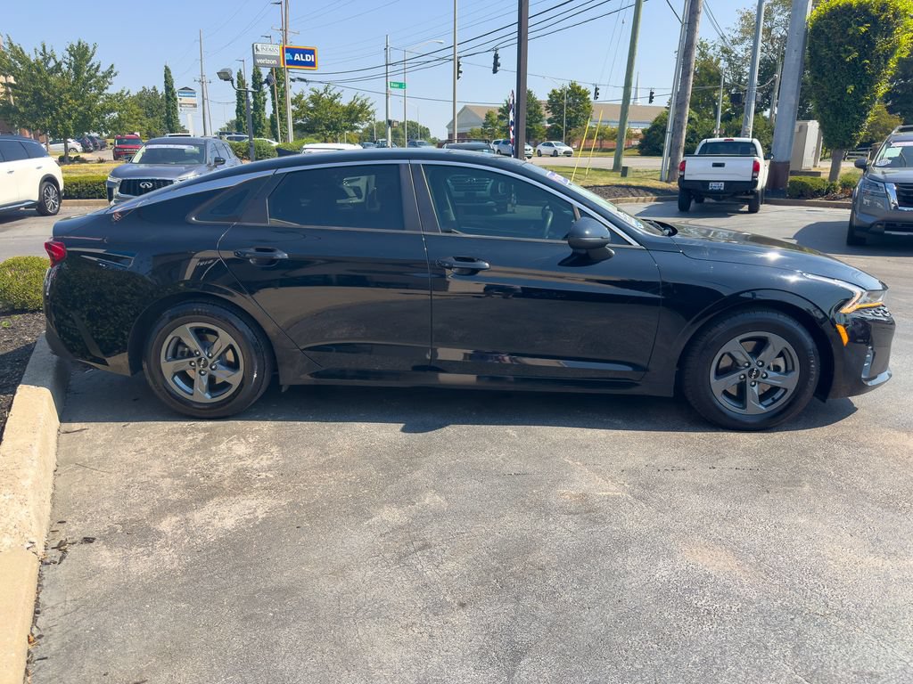 Used 2022 Kia K5 LX FWD image 7