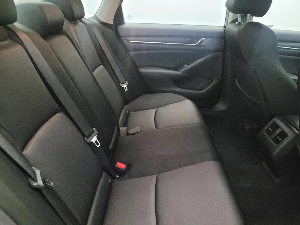 Used 2019 Honda Accord EX image 19