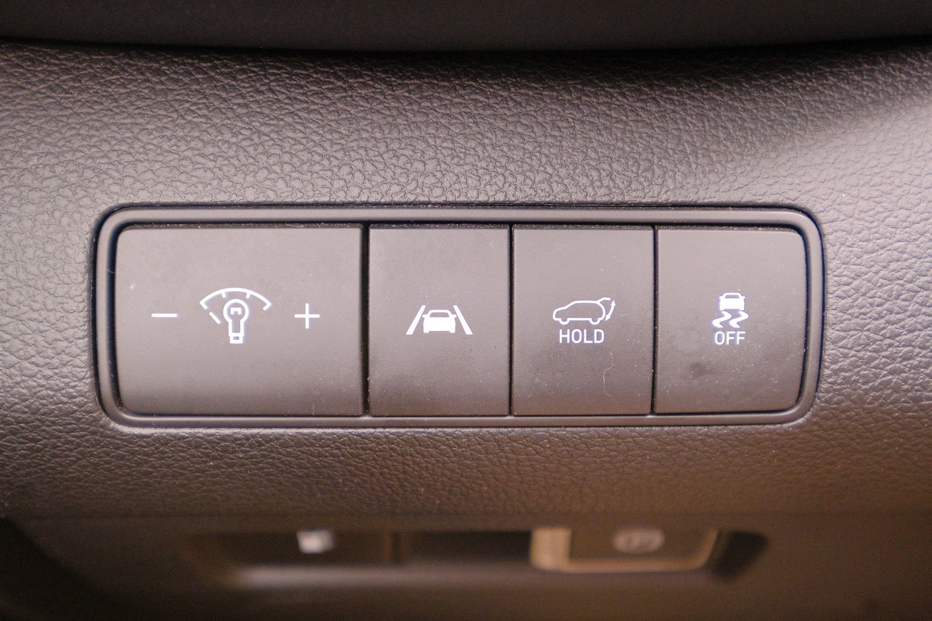 Used 2023 Hyundai Santa Fe SEL Convenience image 36