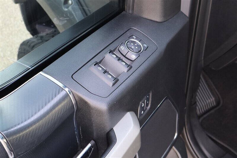 Used 2018 Ford F150 Lariat w/ Equipment Group 501A Mid AWD/4WD image 15
