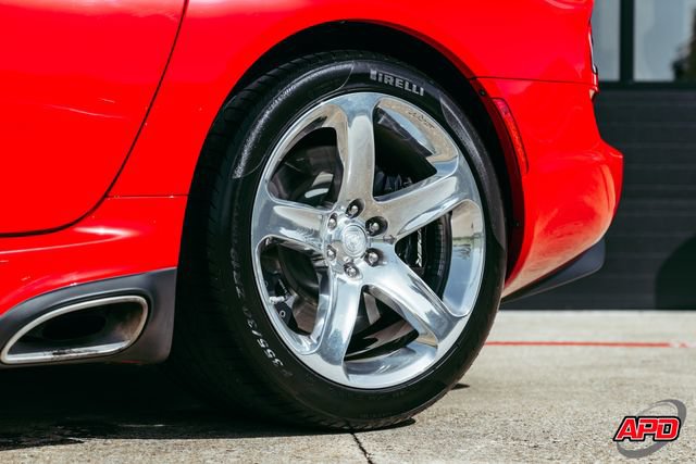 Used 2014 SRT Viper SRT-10 w/ Grand Touring Package RWD image 49