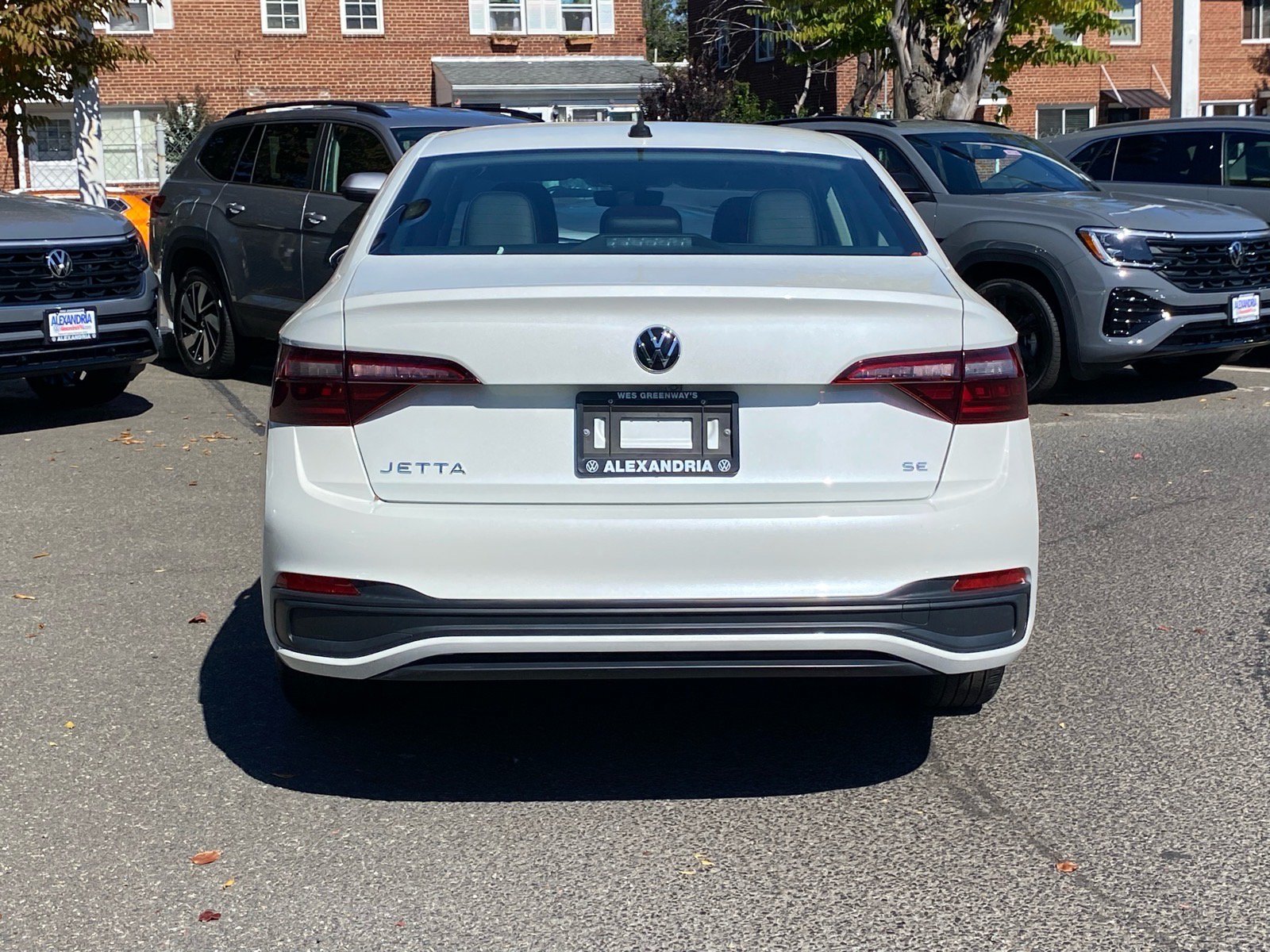 Certified 2024 Volkswagen Jetta SE FWD image 4