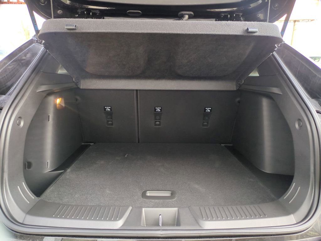 New 2026 Chevrolet Trax RS w/ Sunroof Package image 22