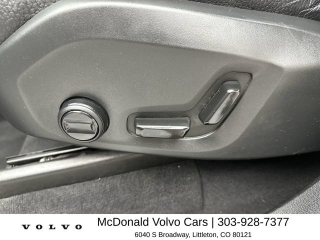 Certified 2024 Volvo XC90 B6 Plus AWD/4WD image 12