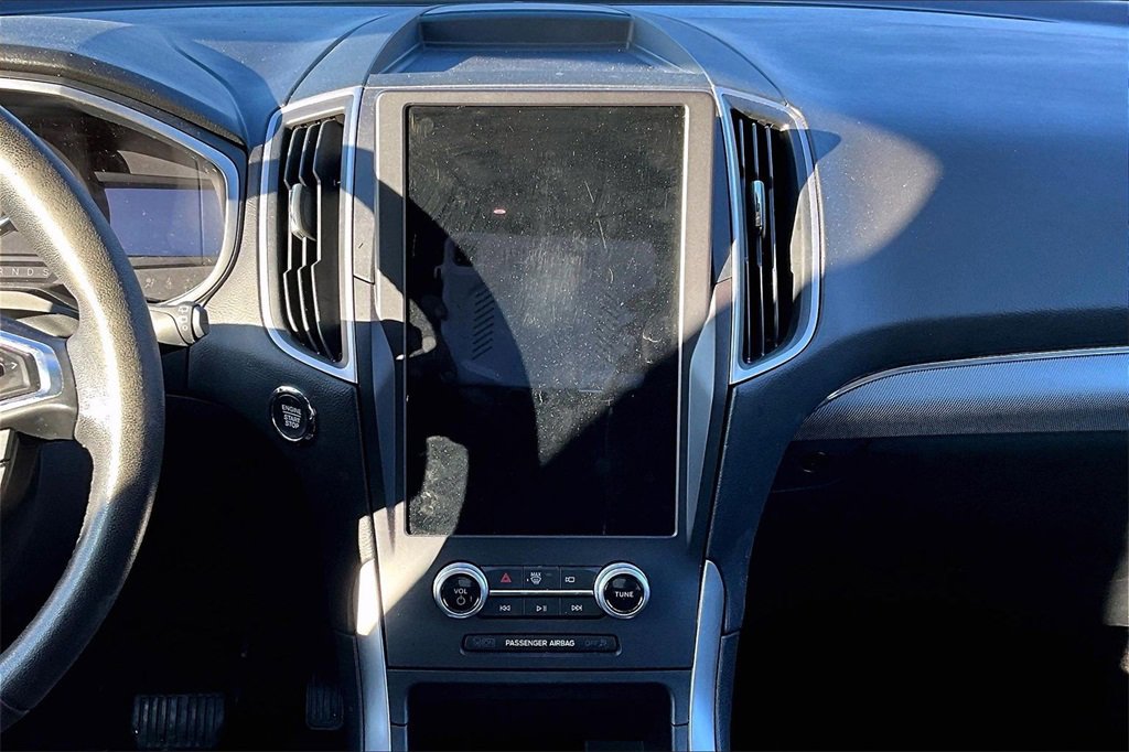 Used 2021 Ford Edge SEL image 6