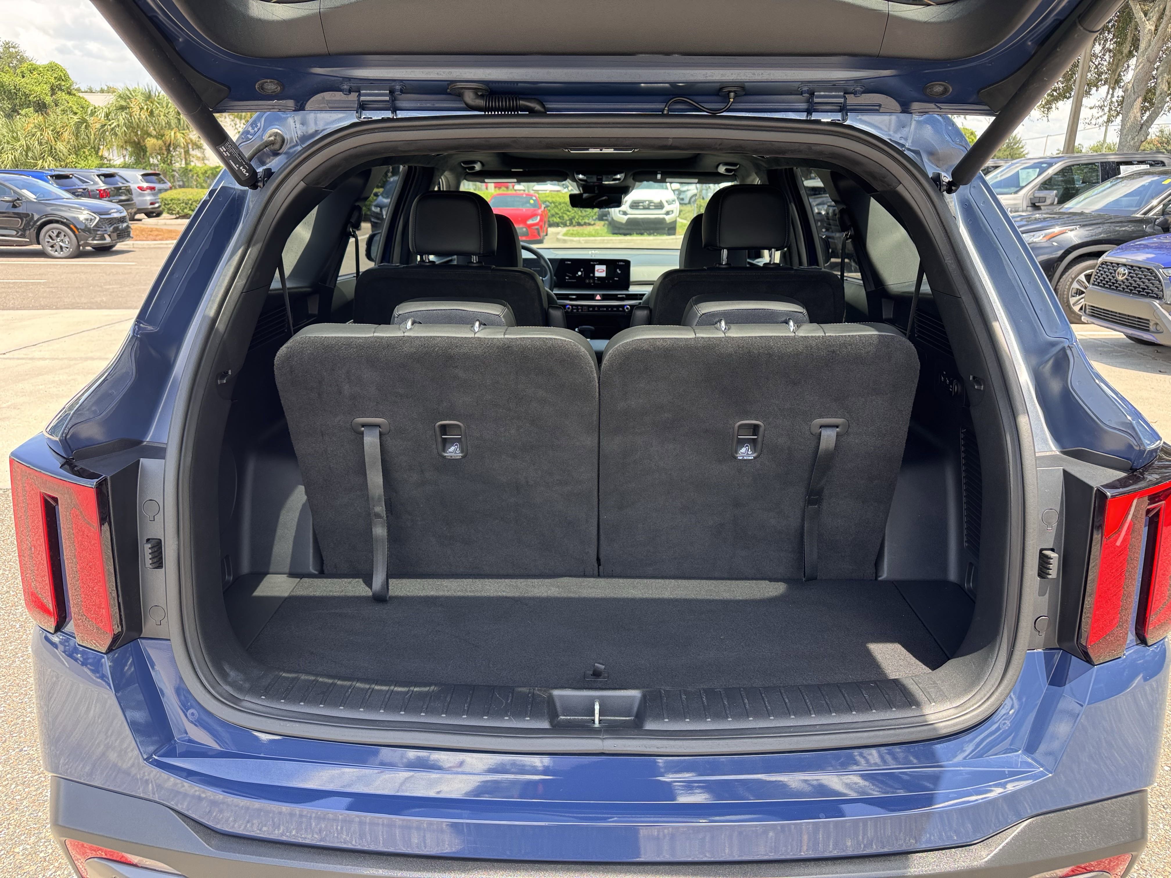Certified 2024 Kia Sorento SX Prestige image 9