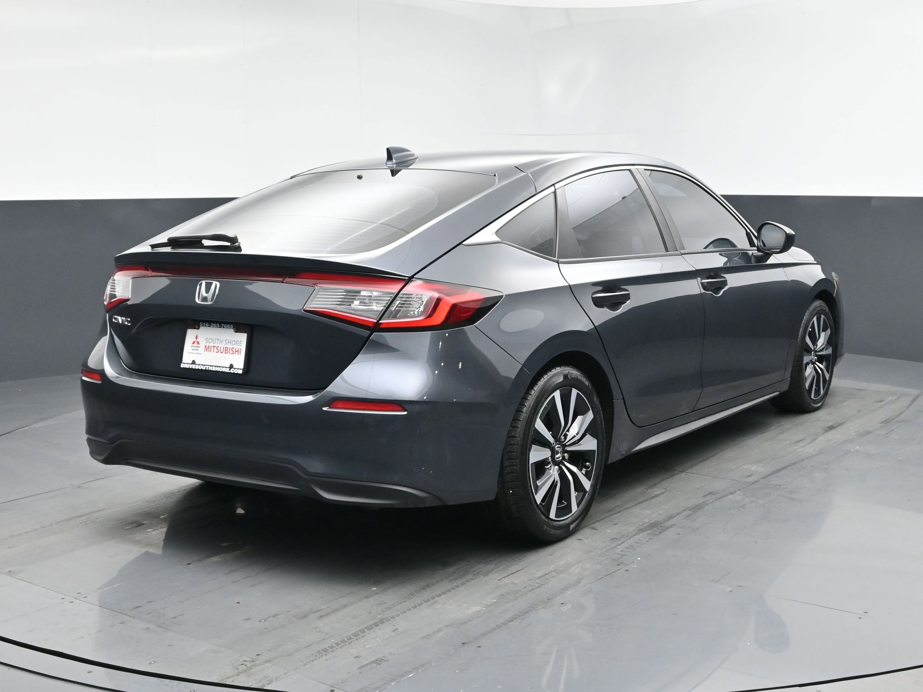 Used 2023 Honda Civic EX-L image 19