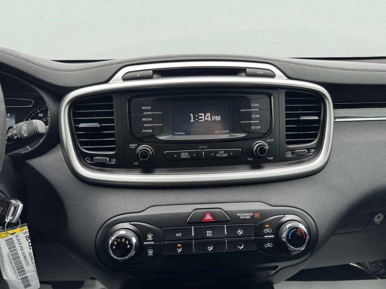 Used 2018 Kia Sorento L FWD image 28
