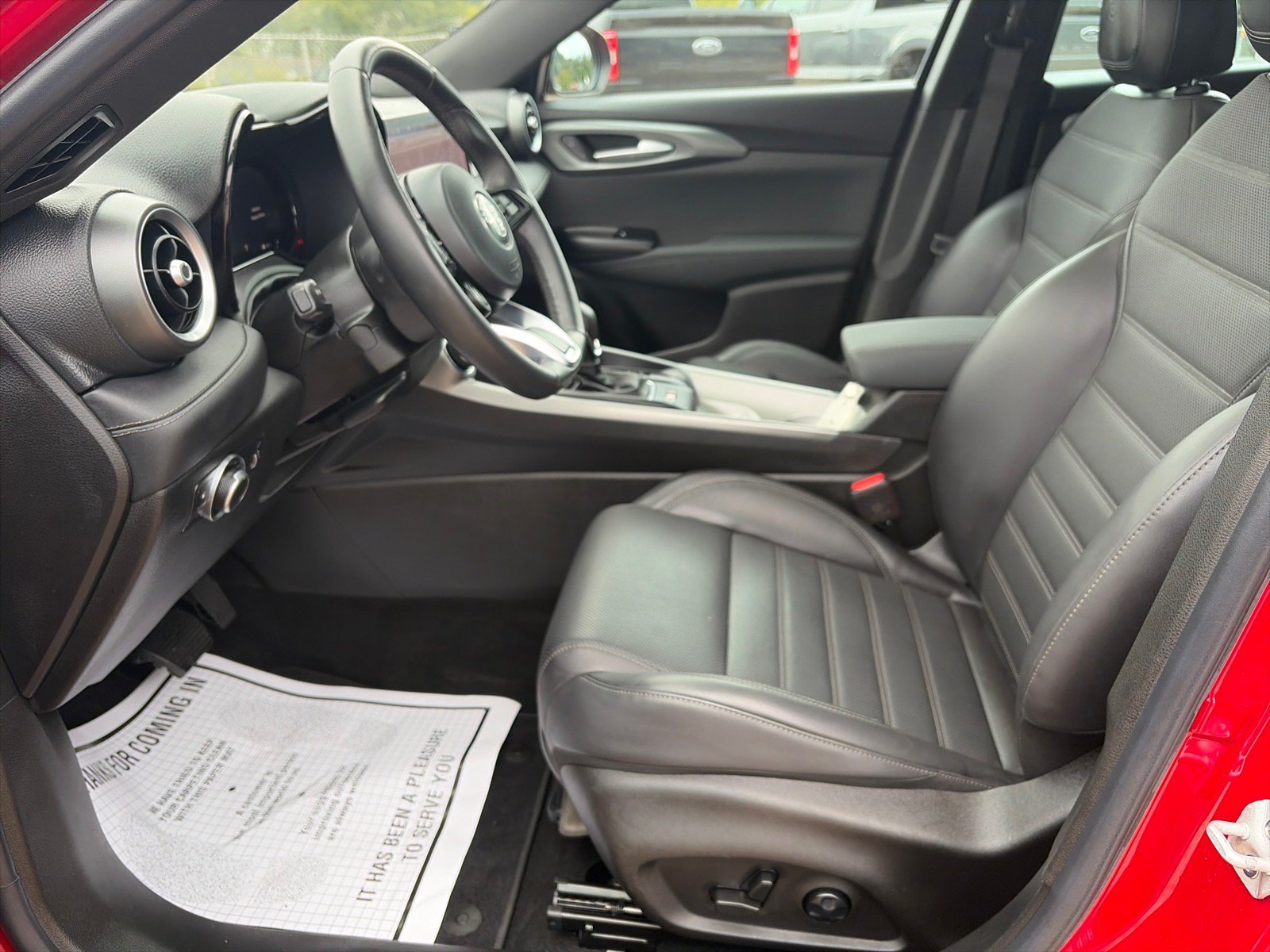 Used 2024 Alfa Romeo Tonale Ti w/ Premium Interior Package AWD/4WD image 18