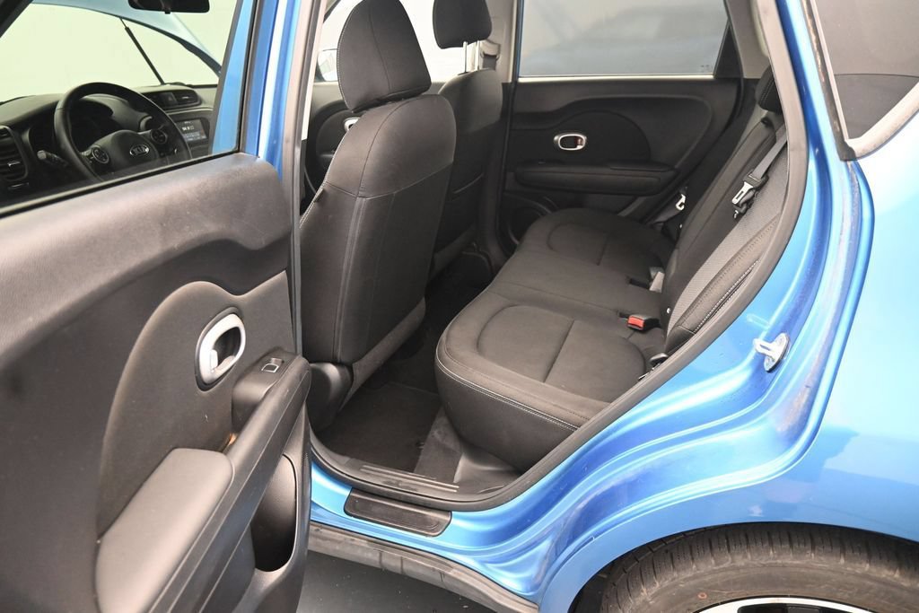 Used 2017 Kia Soul + w/ Designer's Package FWD image 21