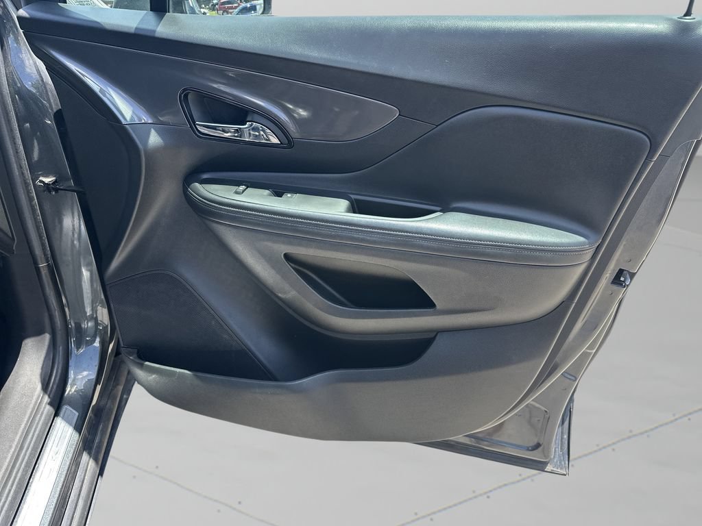 Used 2017 Buick Encore Essence FWD image 13