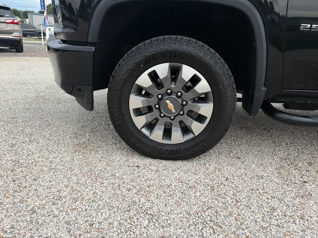 Used 2022 Chevrolet Silverado 2500 Custom w/ Custom Value Package AWD/4WD image 24