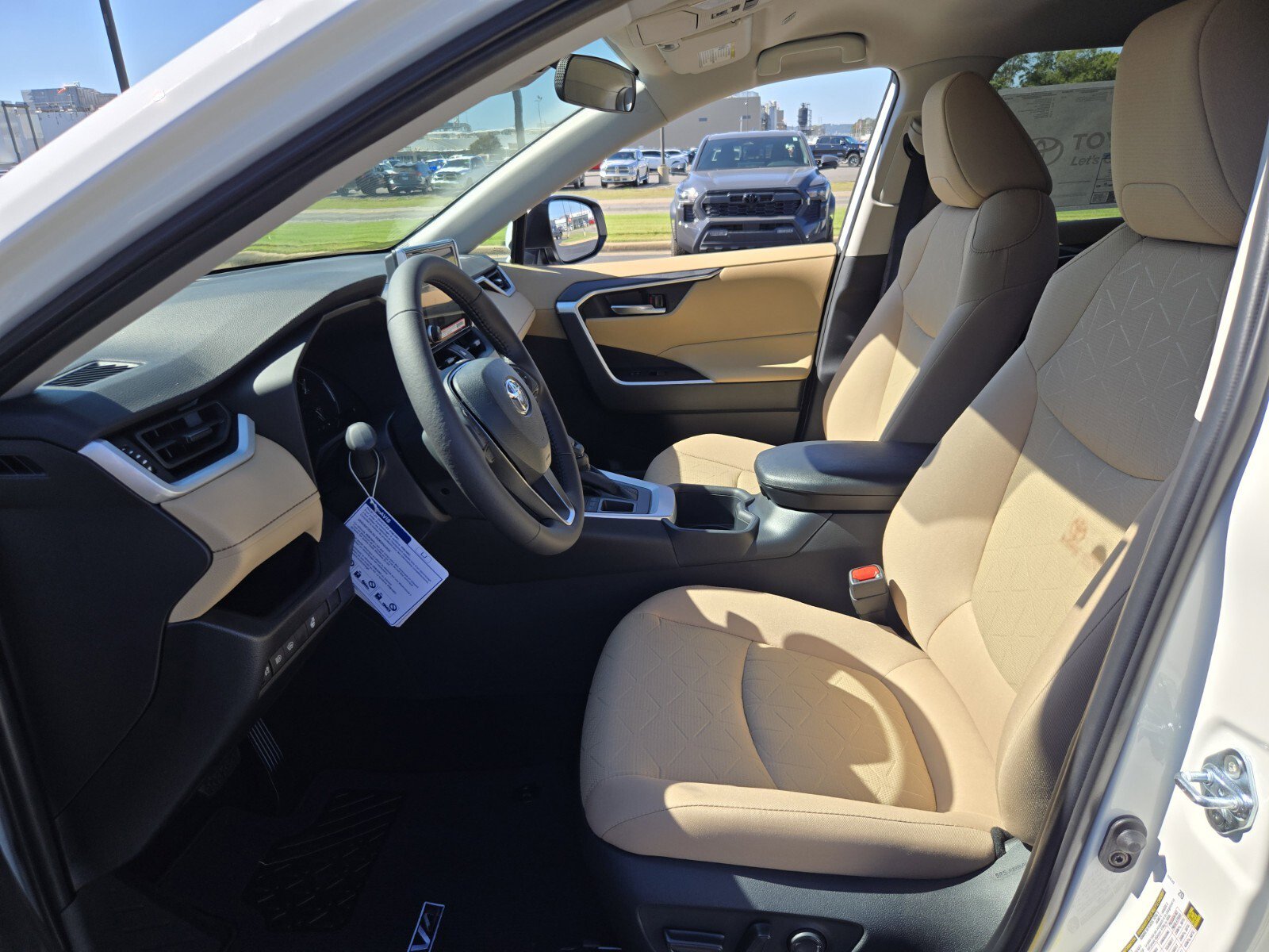New 2025 Toyota RAV4 XLE image 9