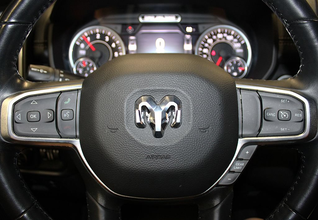 Used 2023 RAM 1500 Laramie AWD/4WD image 12