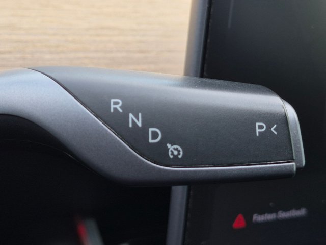Used 2020 Tesla Model 3 Standard Range Plus RWD image 11