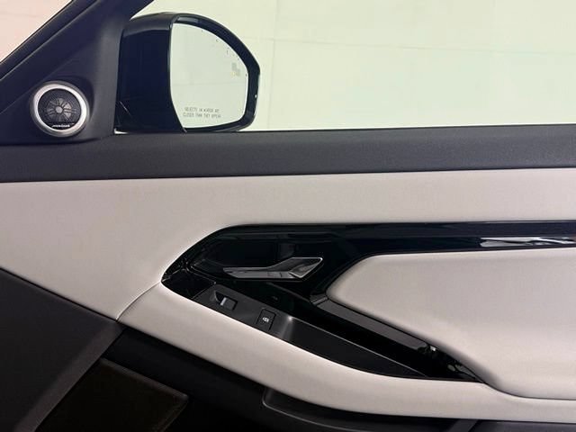 Certified 2026 Land Rover Range Rover Evoque S AWD/4WD image 39