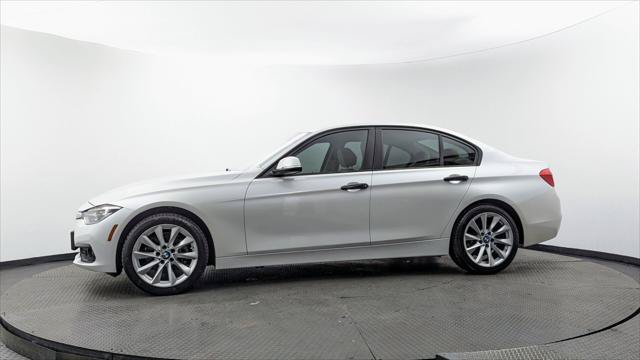 Used 2018 BMW 320i Sedan RWD image 3