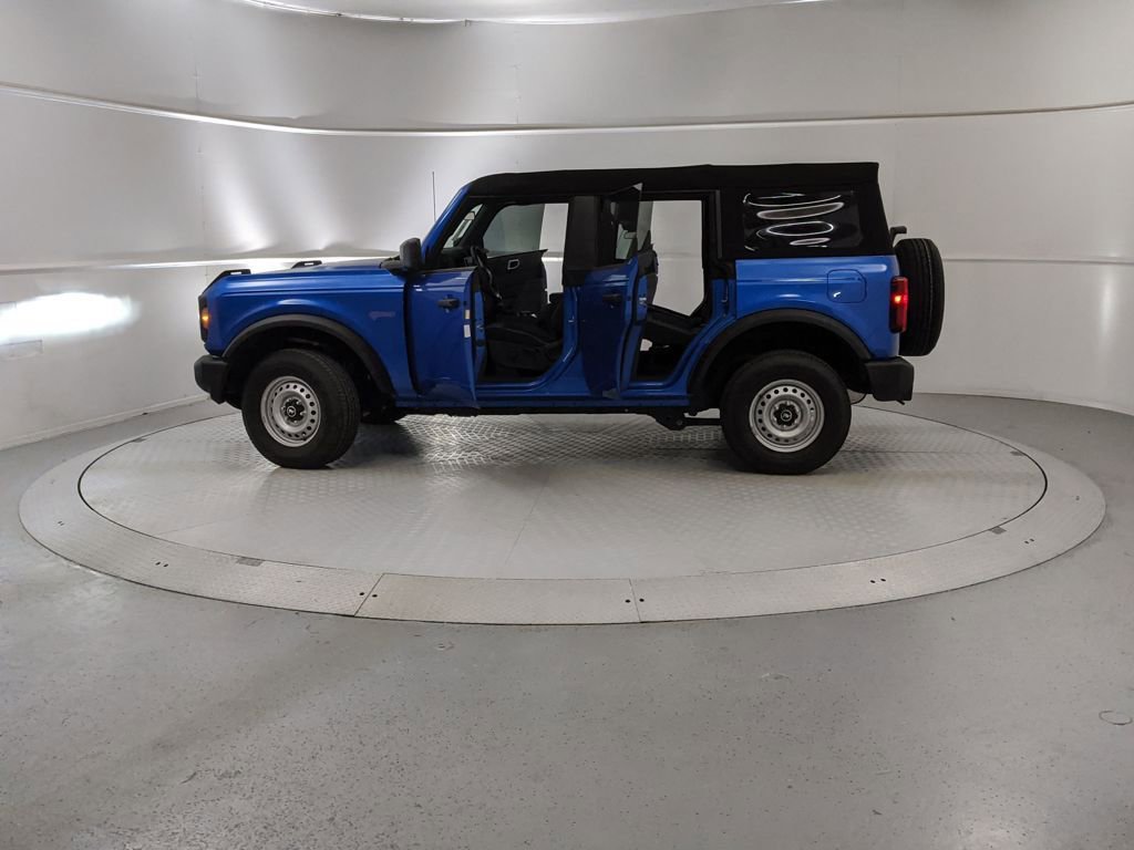 New 2025 Ford Bronco 4-Door image 11