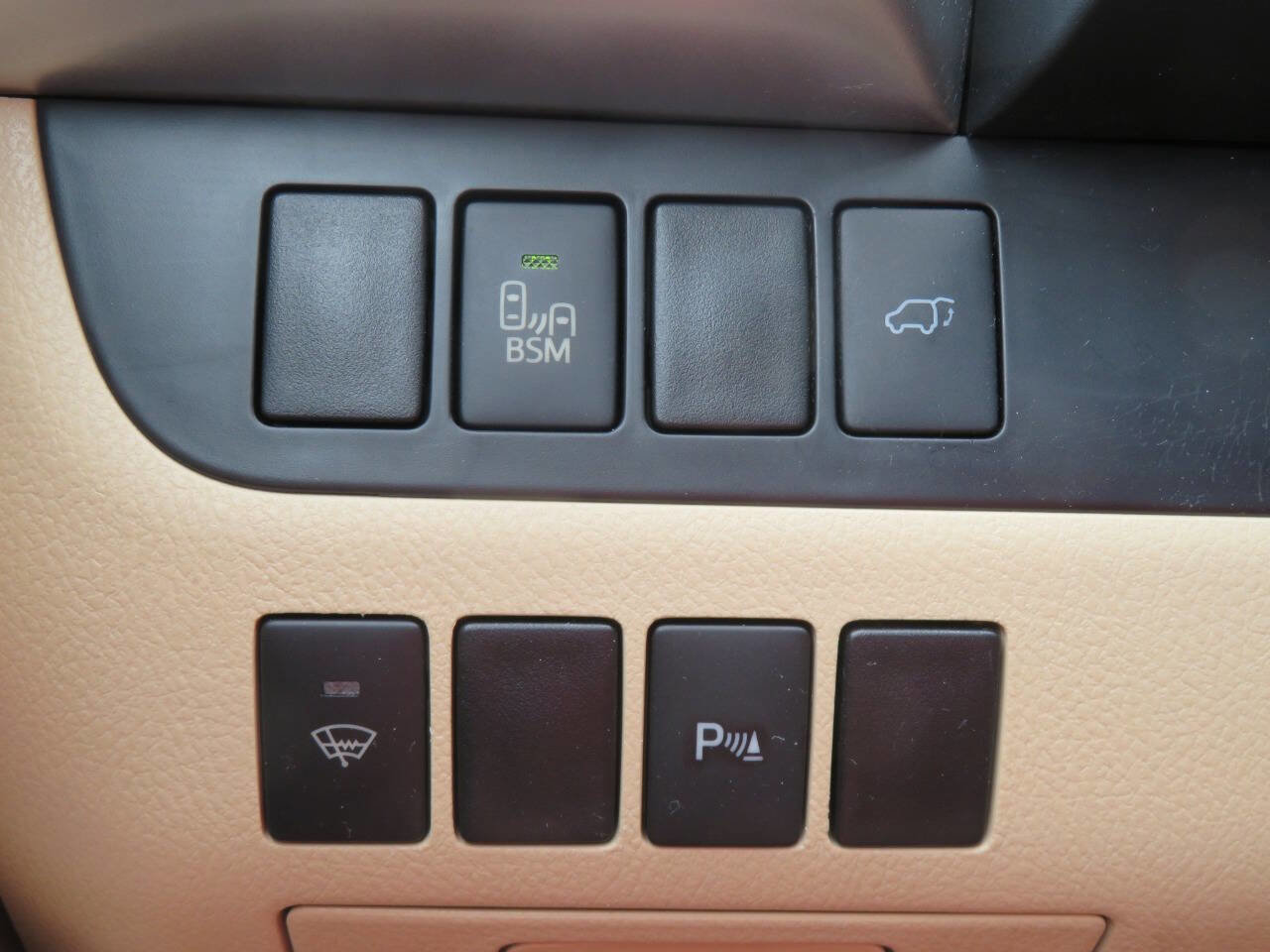 Used 2015 Toyota Highlander Limited image 27