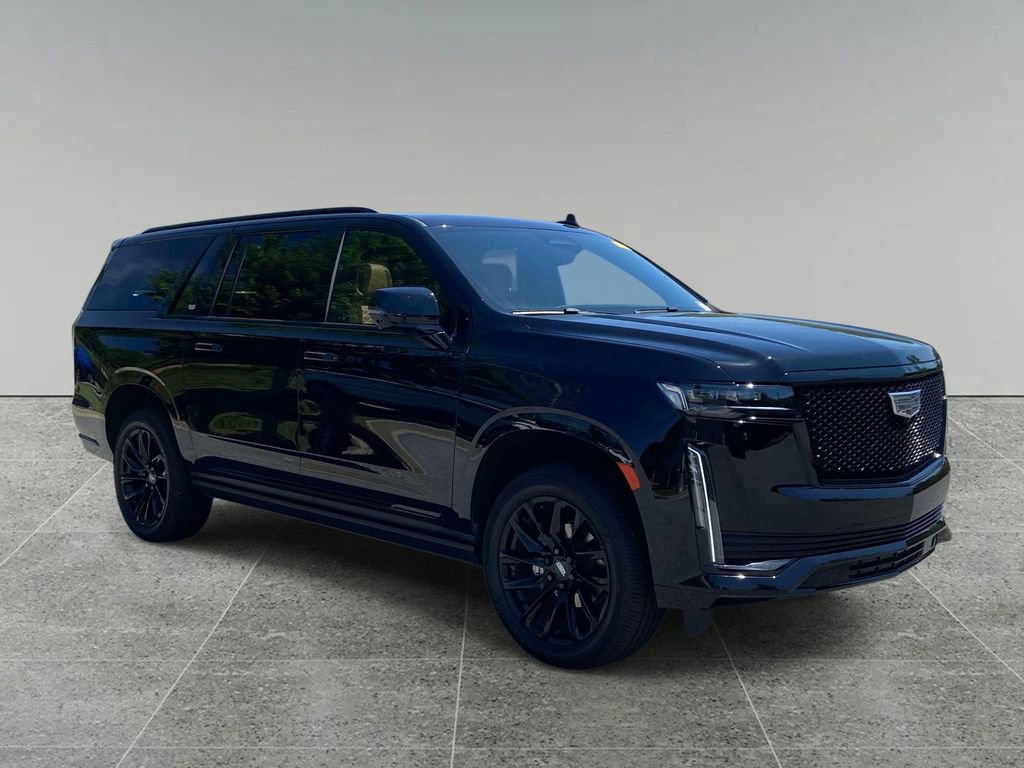 Used 2023 Cadillac Escalade ESV Sport w/ LPO, ONYX Package AWD/4WD image 5