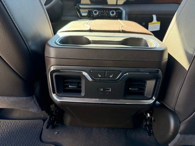 New 2026 GMC Sierra 1500 Denali w/ Denali Reserve Package image 16